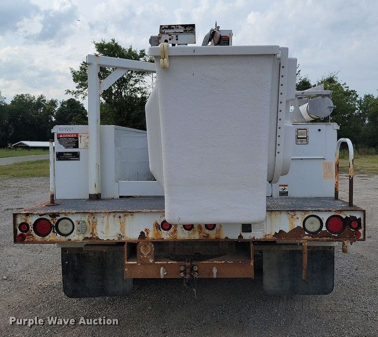 image for item JE9523 2009 Ford F450 Super Duty XL  bucket truck