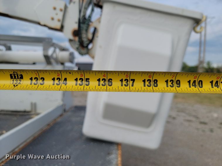 image for item JE9523 2009 Ford F450 Super Duty XL  bucket truck