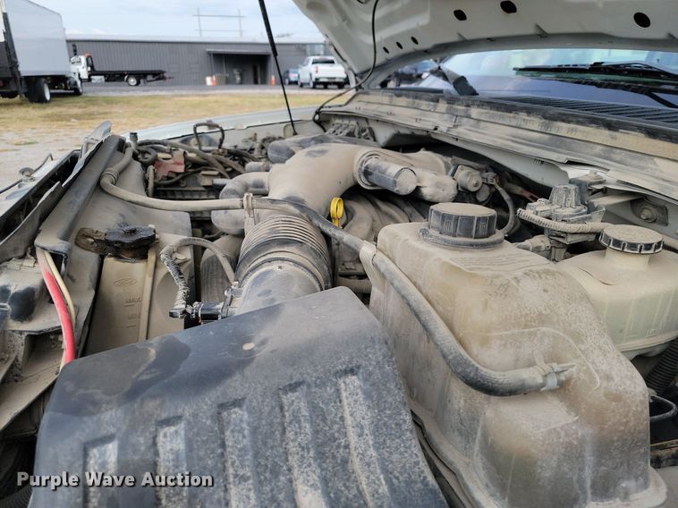 image for item JE9523 2009 Ford F450 Super Duty XL  bucket truck