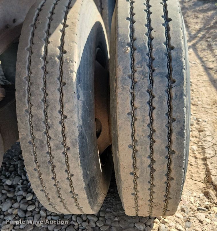 image for item JW9590 Side Dump IND. DS42CEM1R2R11  side dump trailer