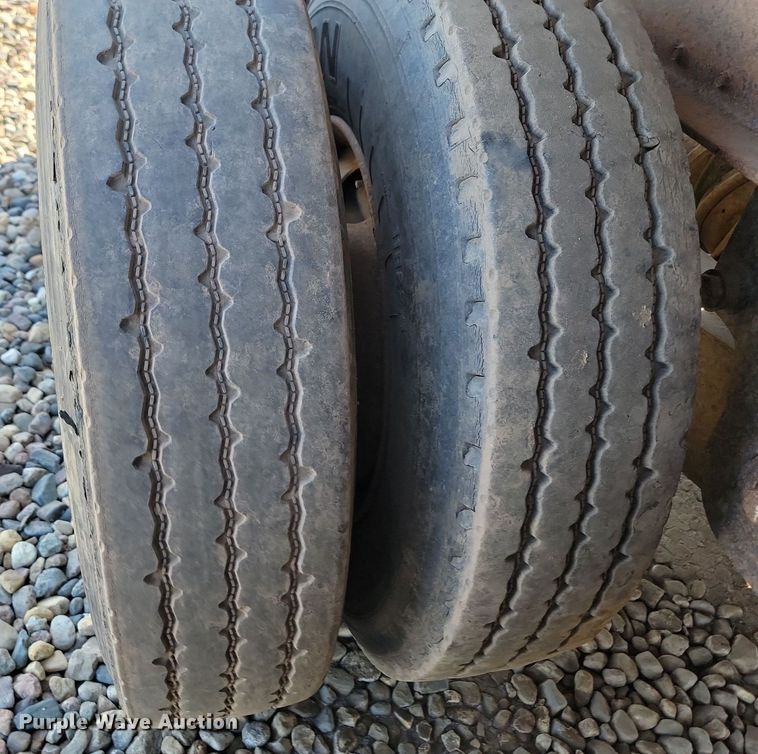 image for item JW9590 Side Dump IND. DS42CEM1R2R11  side dump trailer