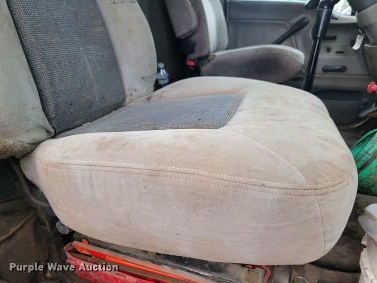 image for item JW9612 2005 Sterling LT9500  semi truck