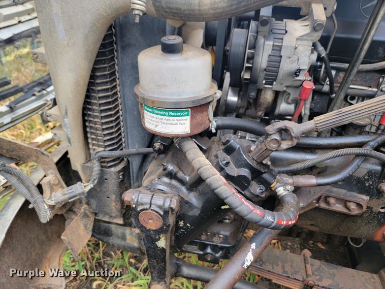 image for item JW9612 2005 Sterling LT9500  semi truck