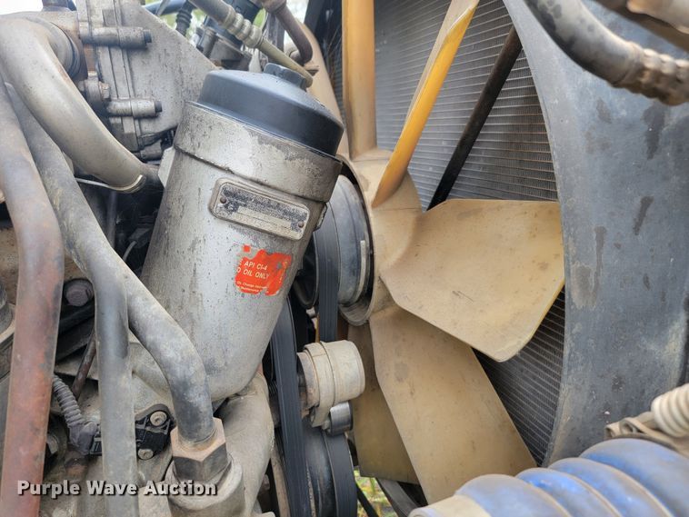 image for item JW9612 2005 Sterling LT9500  semi truck