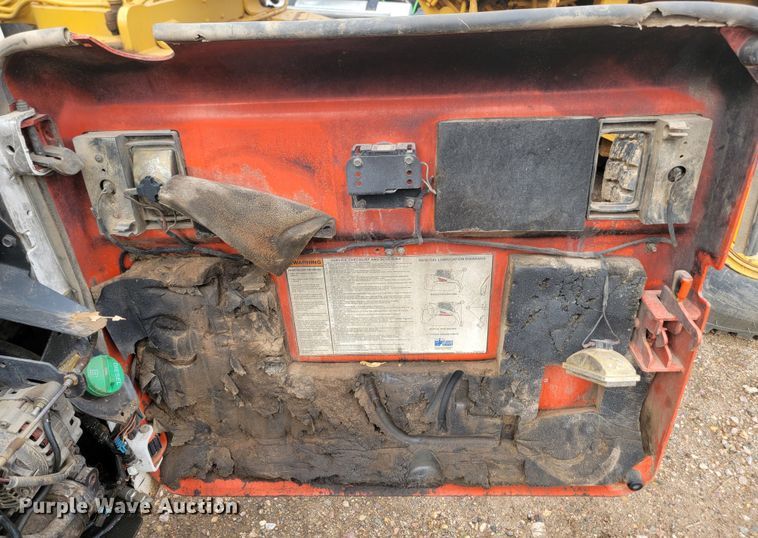 image for item JW9613 2011 Bobcat S185  skid steer loader