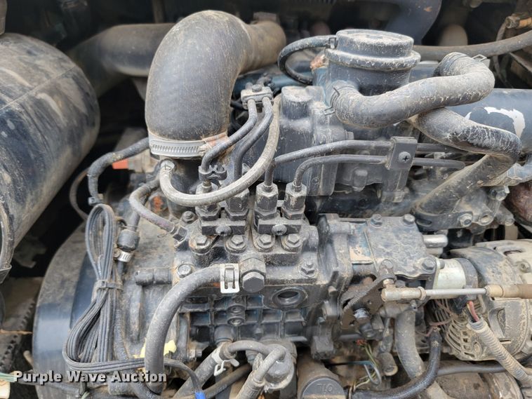 image for item JW9613 2011 Bobcat S185  skid steer loader