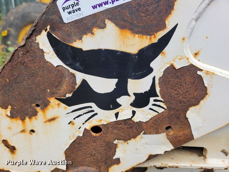 image for item JW9613 2011 Bobcat S185  skid steer loader