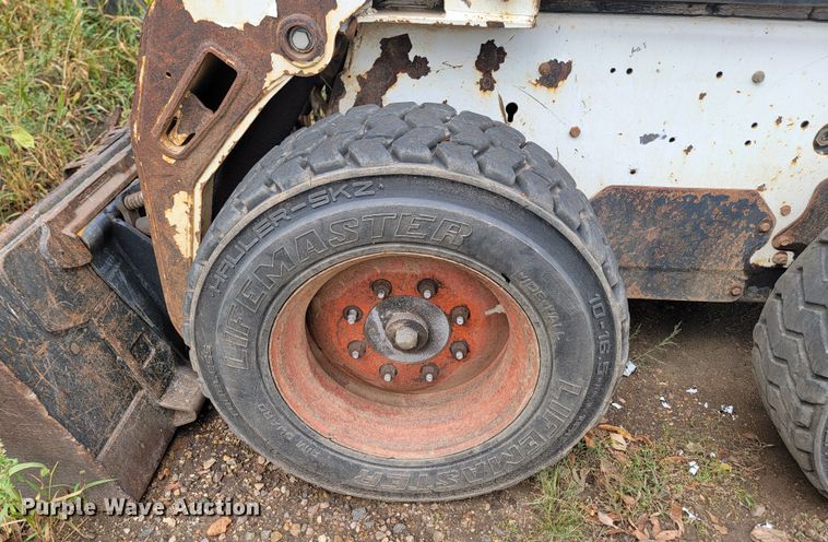 image for item JW9613 2011 Bobcat S185  skid steer loader