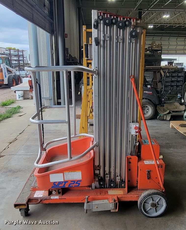 image for item JW9620 (2) vertical lifts