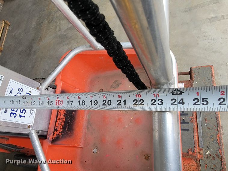 image for item JW9620 (2) vertical lifts