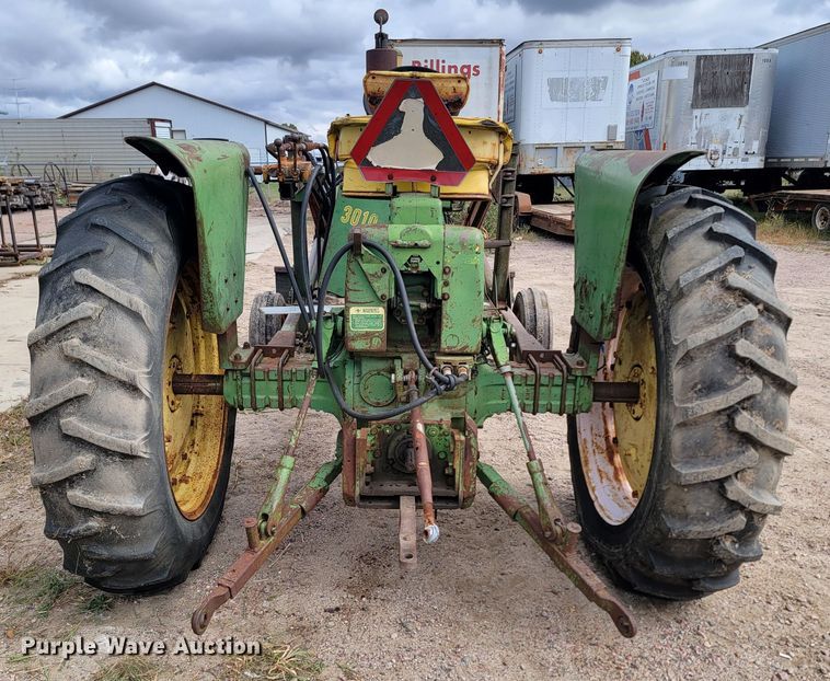 image for item JW9622 1963 John Deere 3010  tractor