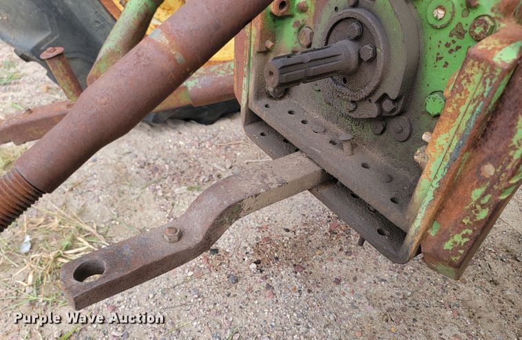 image for item JW9622 1963 John Deere 3010  tractor