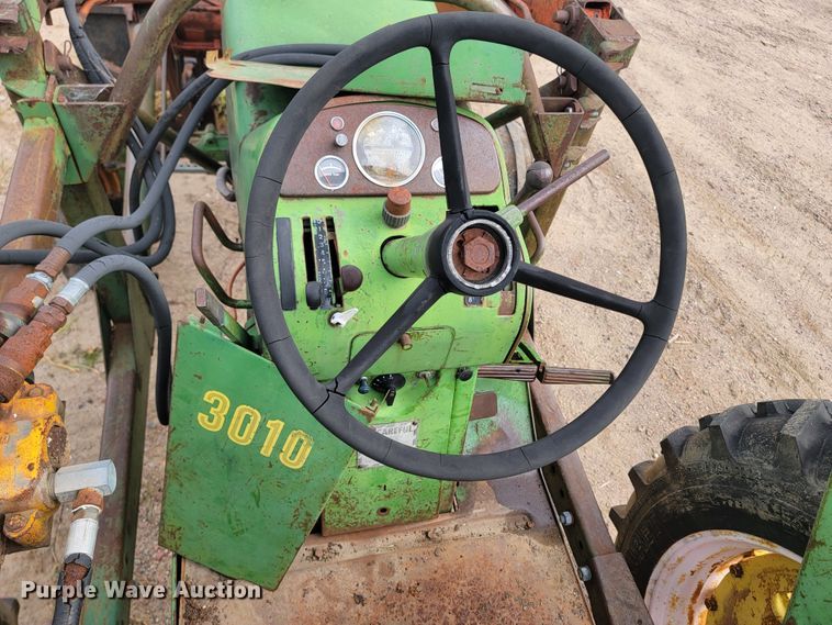 image for item JW9622 1963 John Deere 3010  tractor