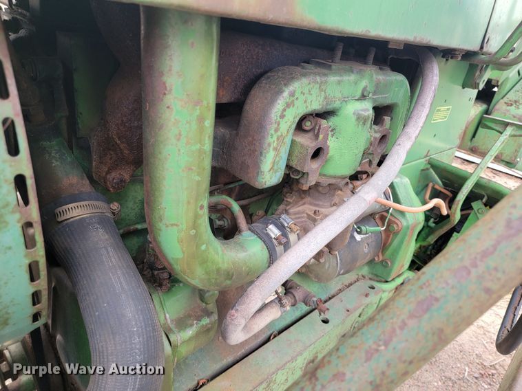 image for item JW9622 1963 John Deere 3010  tractor