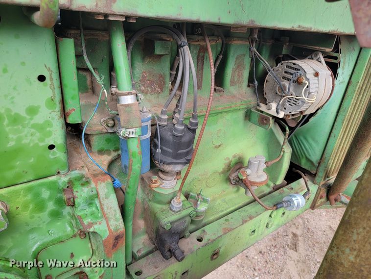 image for item JW9622 1963 John Deere 3010  tractor