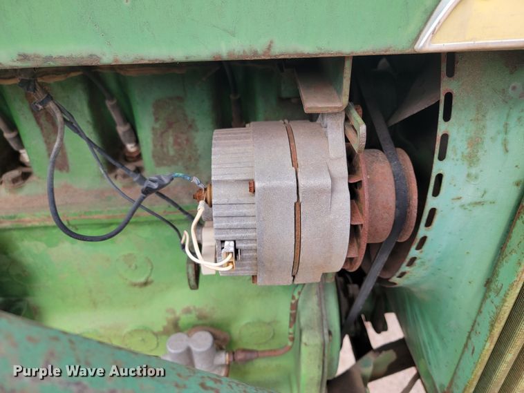 image for item JW9622 1963 John Deere 3010  tractor