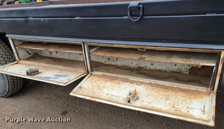 image for item JW9624 2003 Sterling Acterra  flatbed truck