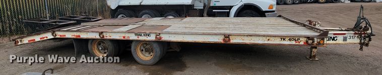 image for item JW9625 2001 Trail King TK 40LP  equipment trailer