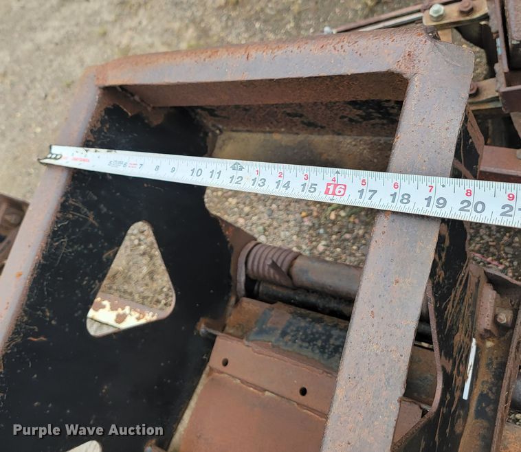 image for item JW9625 2001 Trail King TK 40LP  equipment trailer