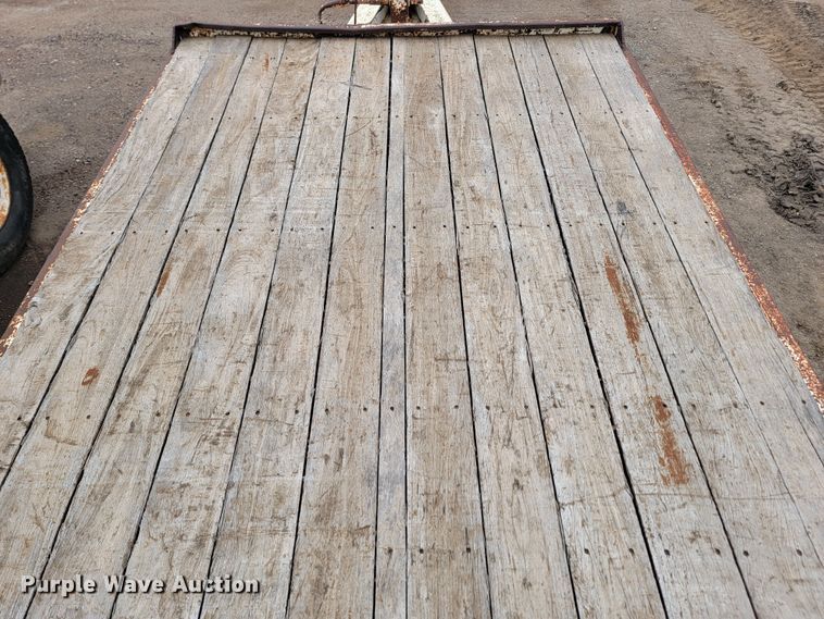 image for item JW9625 2001 Trail King TK 40LP  equipment trailer