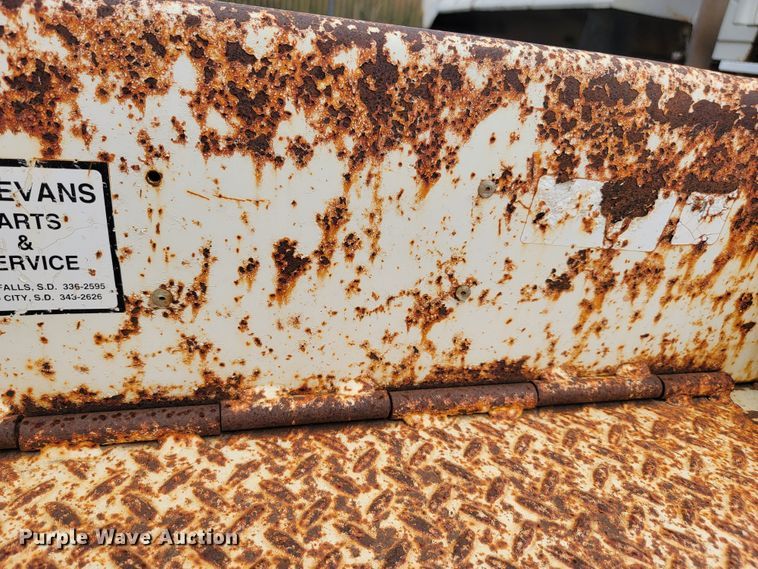 image for item JW9625 2001 Trail King TK 40LP  equipment trailer