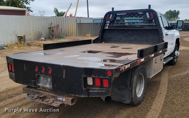 image for item JW9626 2015 Chevrolet Silverado 3500HD  flatbed pickup truck