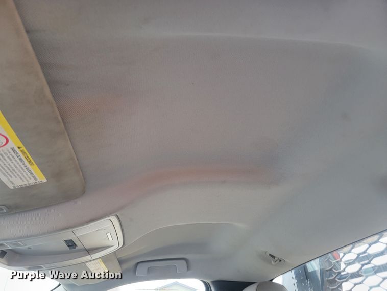 image for item JW9626 2015 Chevrolet Silverado 3500HD  flatbed pickup truck