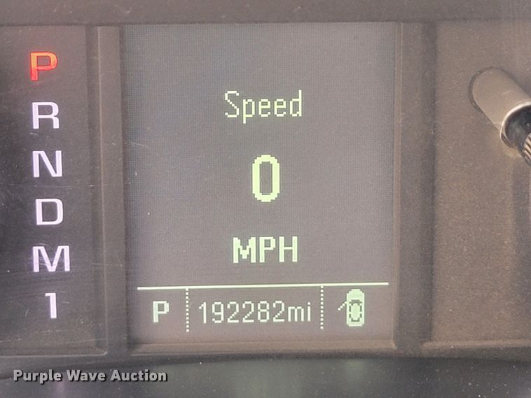 image for item JW9626 2015 Chevrolet Silverado 3500HD  flatbed pickup truck