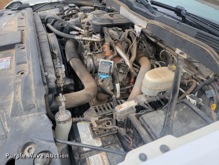 image for item JW9626 2015 Chevrolet Silverado 3500HD  flatbed pickup truck