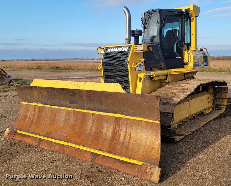 image for item JW9627 2007 Komatsu D61PX-15  dozer