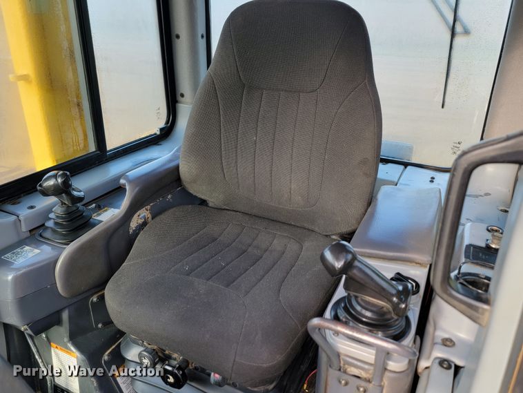 image for item JW9627 2007 Komatsu D61PX-15  dozer