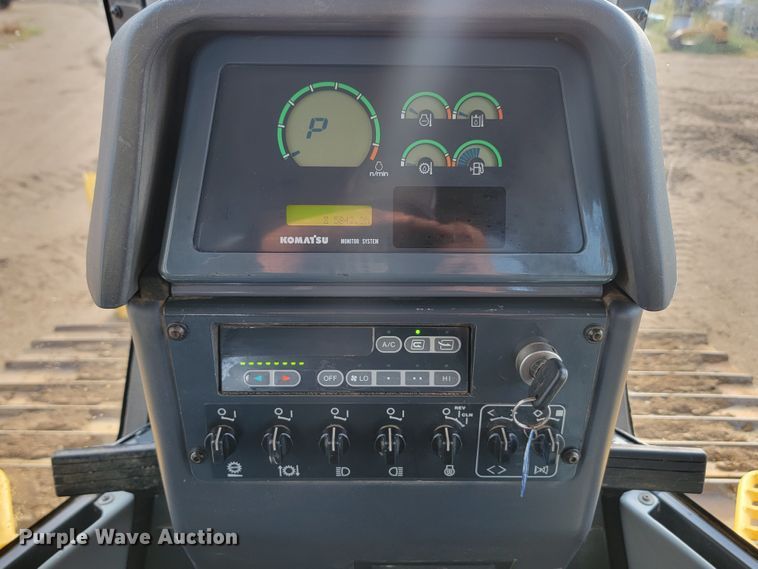 image for item JW9627 2007 Komatsu D61PX-15  dozer