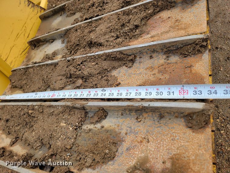 image for item JW9627 2007 Komatsu D61PX-15  dozer