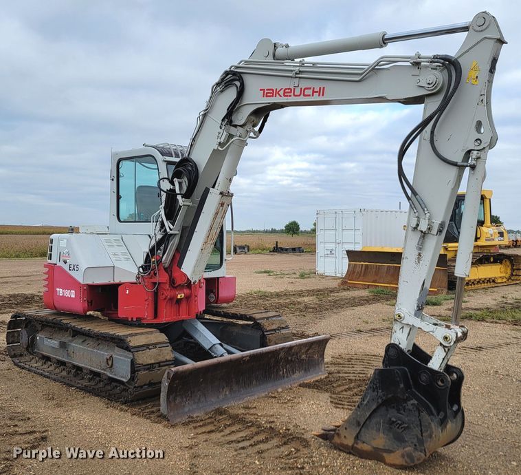 image for item JW9628 2012 Takeuchi TB180 FR EX5  mini excavator