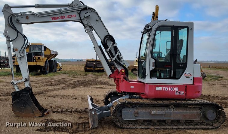 image for item JW9628 2012 Takeuchi TB180 FR EX5  mini excavator