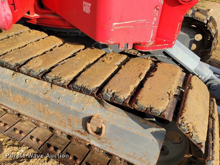 image for item JW9628 2012 Takeuchi TB180 FR EX5  mini excavator