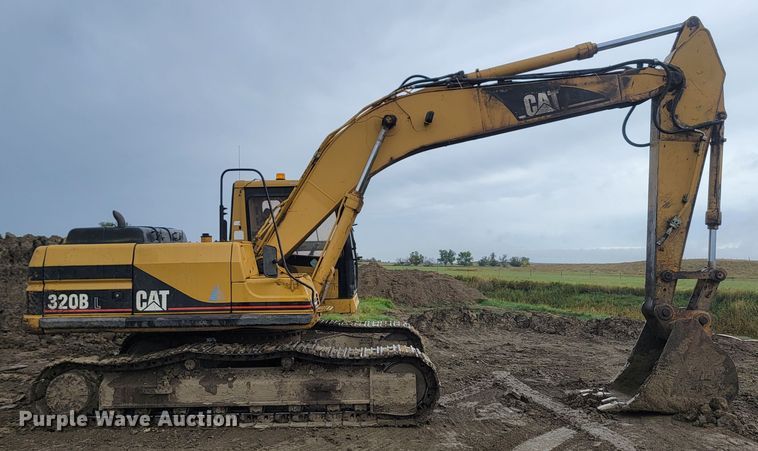image for item JW9638 Caterpillar 320B  excavator