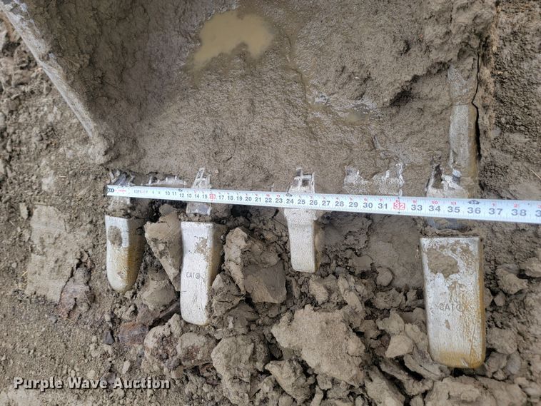 image for item JW9638 Caterpillar 320B  excavator