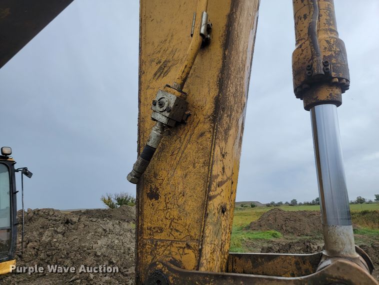 image for item JW9638 Caterpillar 320B  excavator