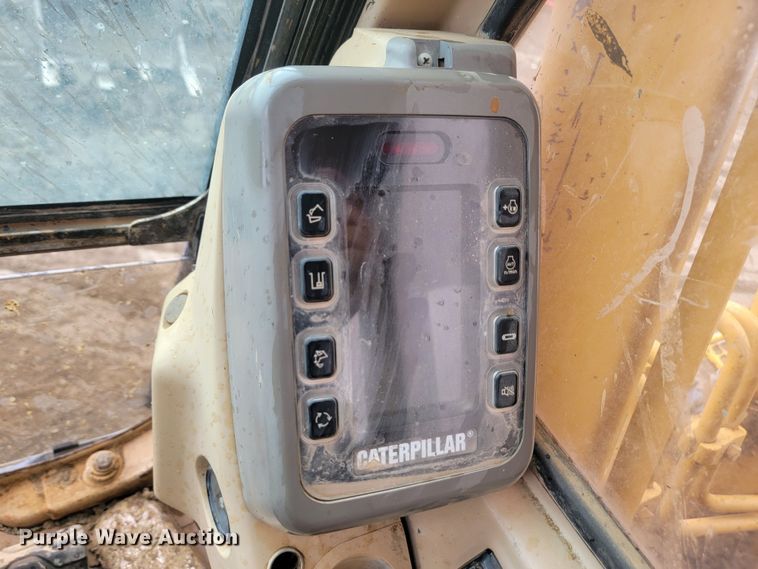 image for item JW9638 Caterpillar 320B  excavator