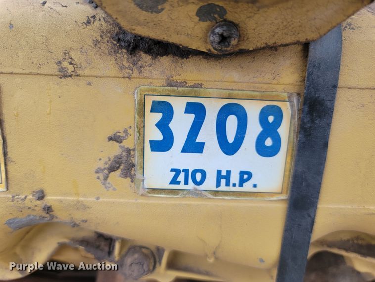 image for item JW9640 Caterpillar 3208  engine