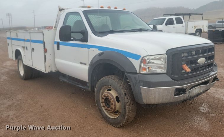 image for item JW9646 2005 Ford F550 Super Duty  utility / service truck