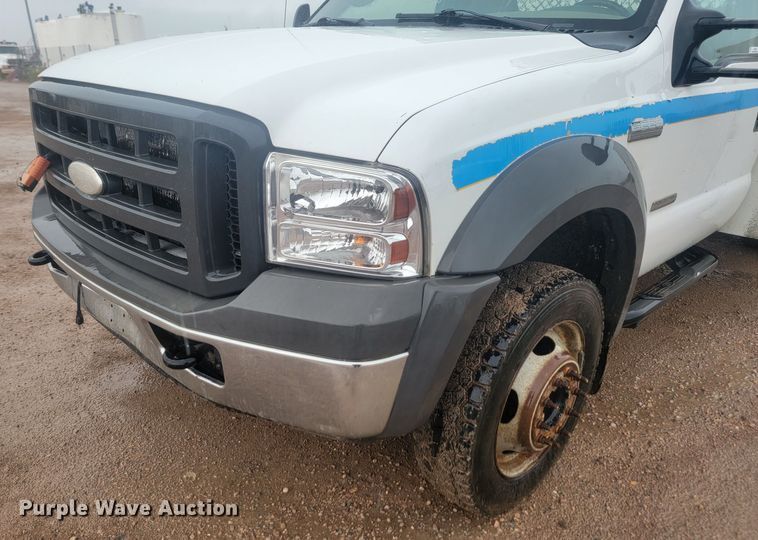 image for item JW9646 2005 Ford F550 Super Duty  utility / service truck