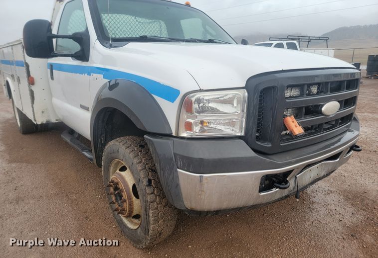 image for item JW9646 2005 Ford F550 Super Duty  utility / service truck