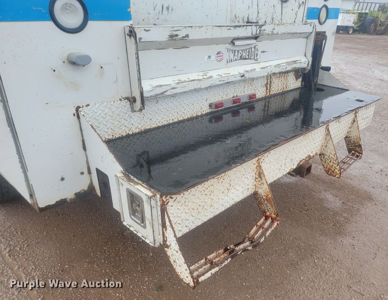 image for item JW9646 2005 Ford F550 Super Duty  utility / service truck