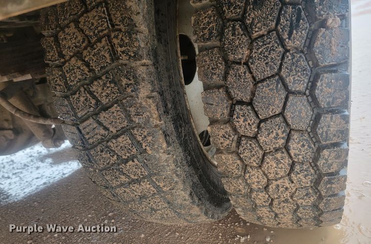 image for item JW9646 2005 Ford F550 Super Duty  utility / service truck