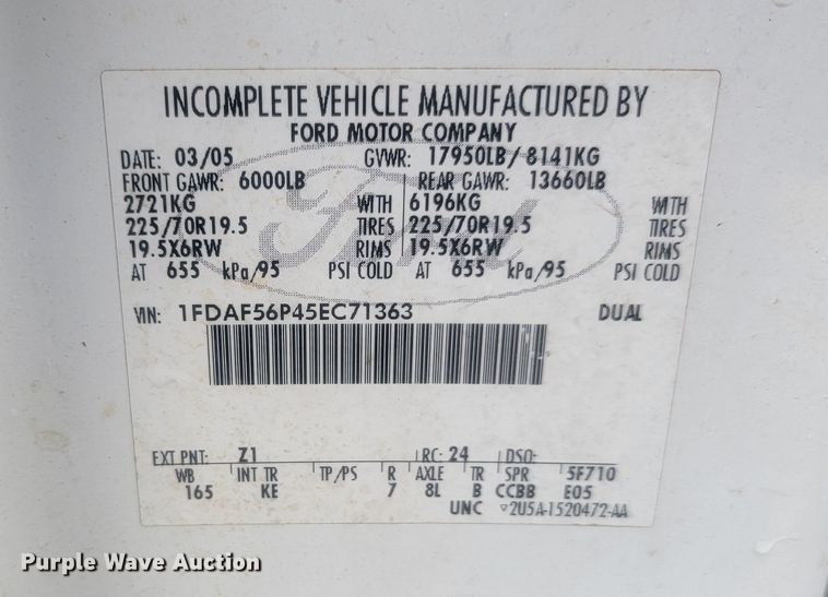 image for item JW9646 2005 Ford F550 Super Duty  utility / service truck