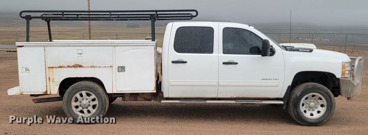 image for item JW9647 2011 Chevrolet Silverado 3500 HD  Crew Cab utility / service truck
