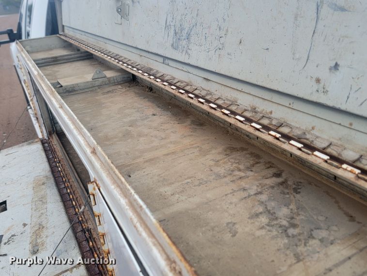 image for item JW9647 2011 Chevrolet Silverado 3500 HD  Crew Cab utility / service truck