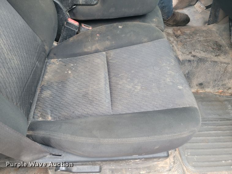 image for item JW9647 2011 Chevrolet Silverado 3500 HD  Crew Cab utility / service truck